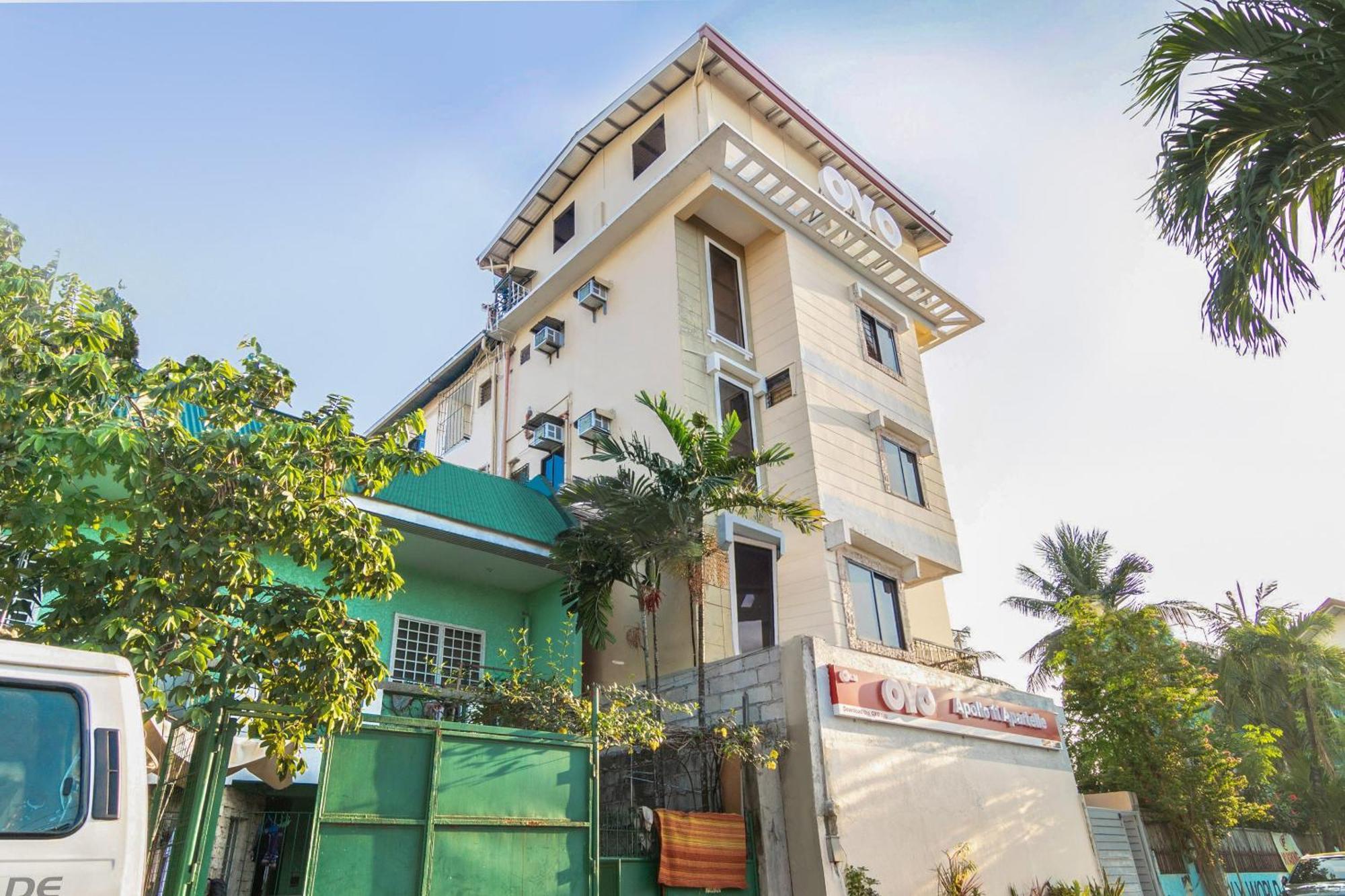 Oyo 431 Apollo 11 Apartelle Pasay Exteriör bild